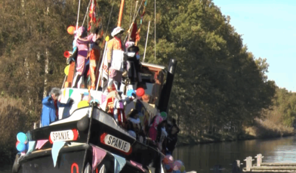 2025-11-16-Aarle-Rixtel-intocht-sinterklaas-@Omroep-Peelrand-aspect-ratio-800-500