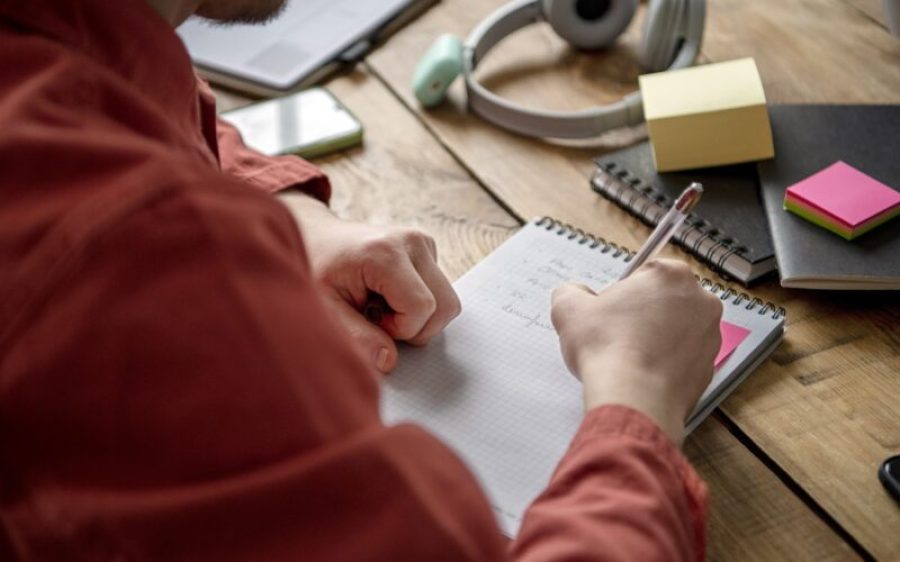 Algemeen-Schrijfcafe-Bibliotheek-@bibliotheeklagebeemden.nl_-aspect-ratio-800-500