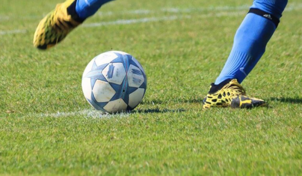 Algemeen-Voetbal-2-@Onbekend-aspect-ratio-800-500