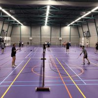 Badminton-een-leuke-sport-voor-jong-en-oud-scaled-aspect-ratio-500-500