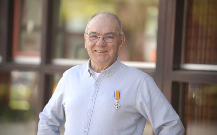 DUP05912-aspect-ratio-800-500