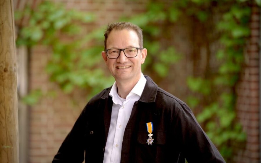 DUP05990-aspect-ratio-800-500