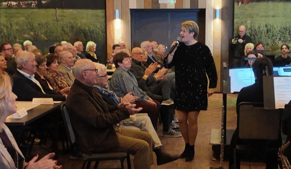 EMM-concert-2-aspect-ratio-800-500