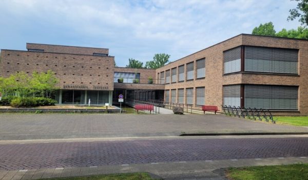 Gemeente-Laarbeek-Gemeentehuis-Laarbeek-@Berend-Koenders-3-aspect-ratio-800-500