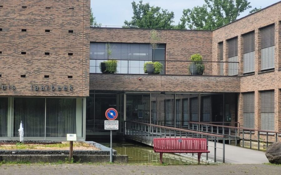 Gemeente-Laarbeek-Gemeentehuis-Laarbeek-@Berend-Koenders-4-aspect-ratio-800-500