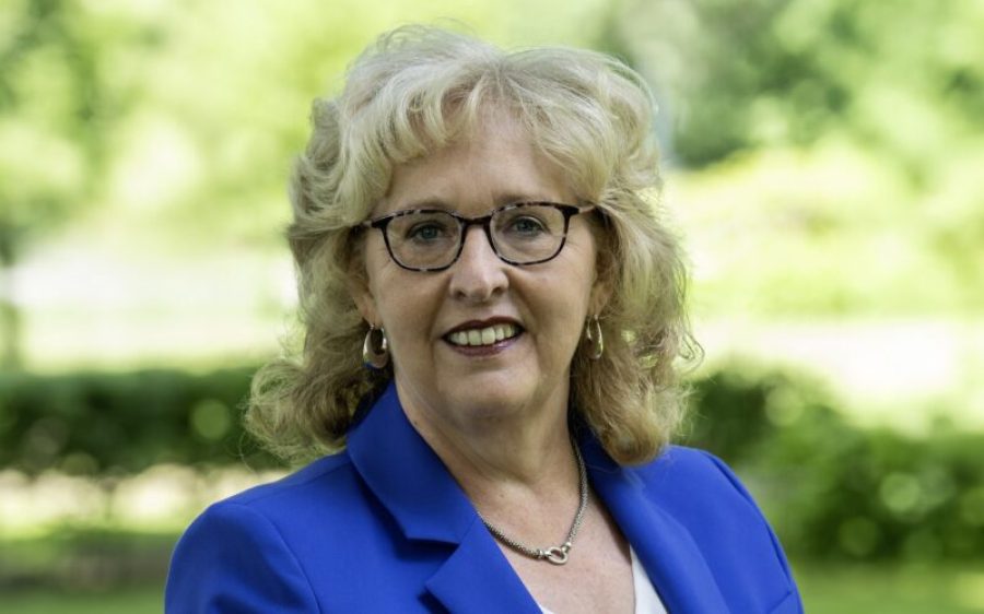 Gemeente Laarbeek - Lianne van der Aa Burgemeester @Jeroen Kuppens Fotografie (12)-aspect-ratio-800-500