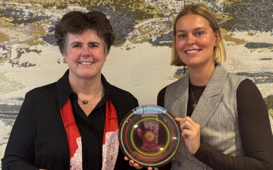 Ina-Adema-aspect-ratio-800-500