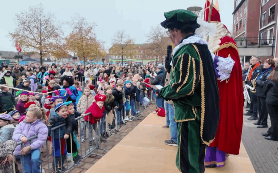 IntochtSinterklaasBoekel-2-aspect-ratio-800-500