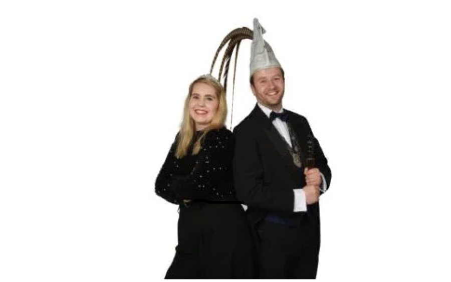 Juul-en-Maud-png-1-209x300-1-aspect-ratio-800-500