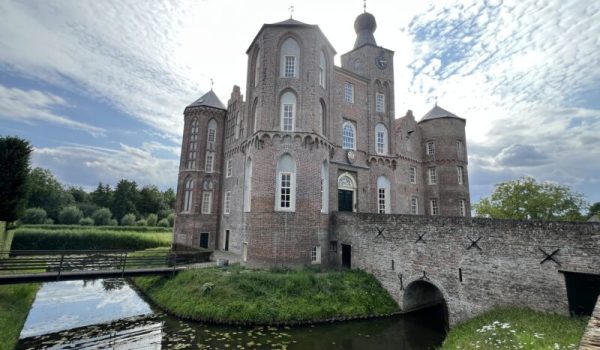 Kasteel-Croy-Aarle-Rixtel-TL_3-scaled-aspect-ratio-800-500