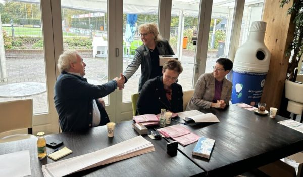 Lianne-van-der-Aa-fb-aspect-ratio-800-500 Lianne-van-der-Aa-fb-aspect-ratio-800-500