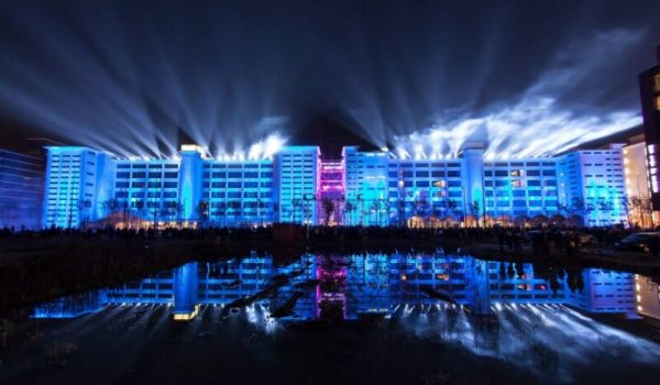 Lichtshow-aspect-ratio-800-500