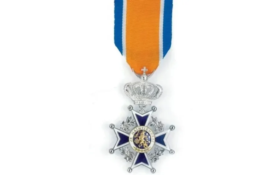 Lid-in-de-Orde-van-Oranje-Nassau-4-aspect-ratio-800-500