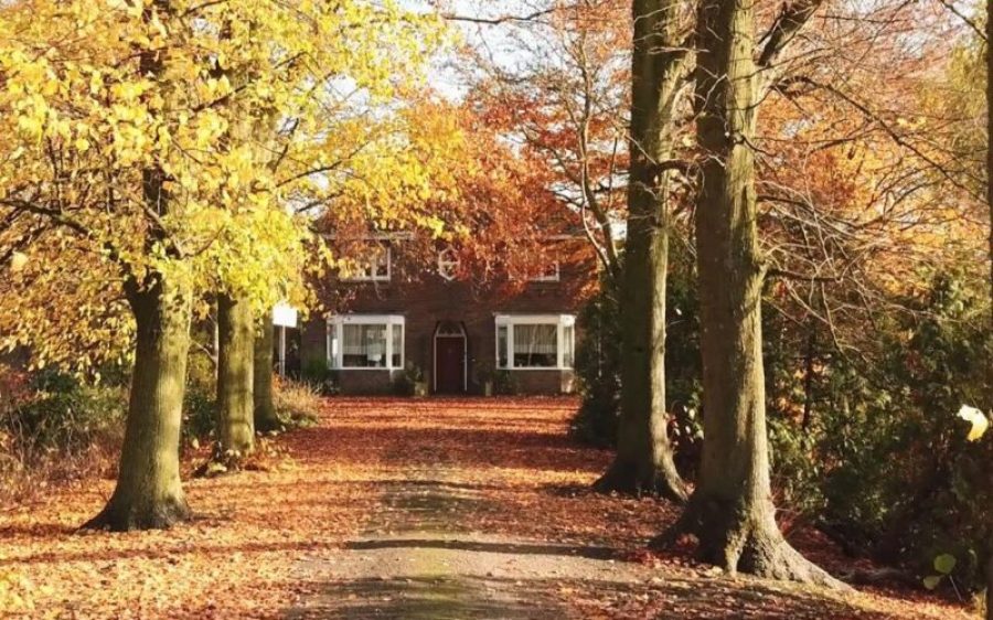 Malthezer_Hoeve_Hero_drone_03-1920x800-bew-aspect-ratio-800-500