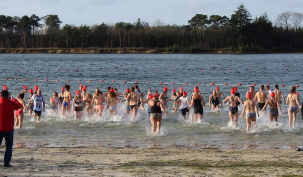 Nieuwjaarsduik-Nederheide.nl_-aspect-ratio-800-500