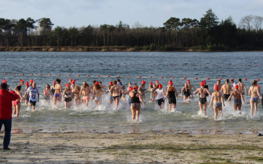 Nieuwjaarsduik-Nederheide.nl_-aspect-ratio-800-500