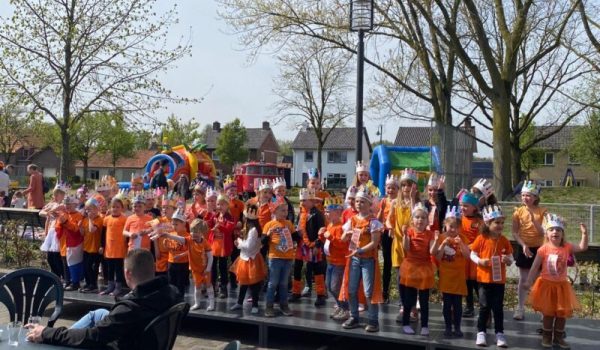 Organisatie-Koningsdag-Mariahout-aspect-ratio-800-500