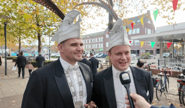 Peeltuuters-1-aspect-ratio-800-500