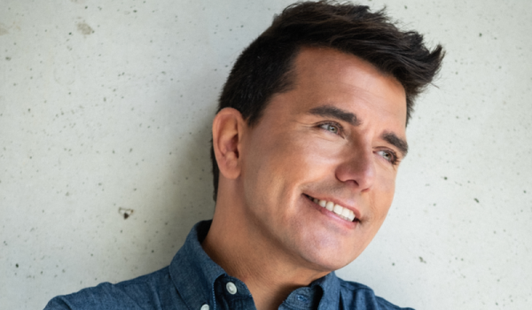 Persfoto-Jan-Smit-2025.png-bew-aspect-ratio-800-500