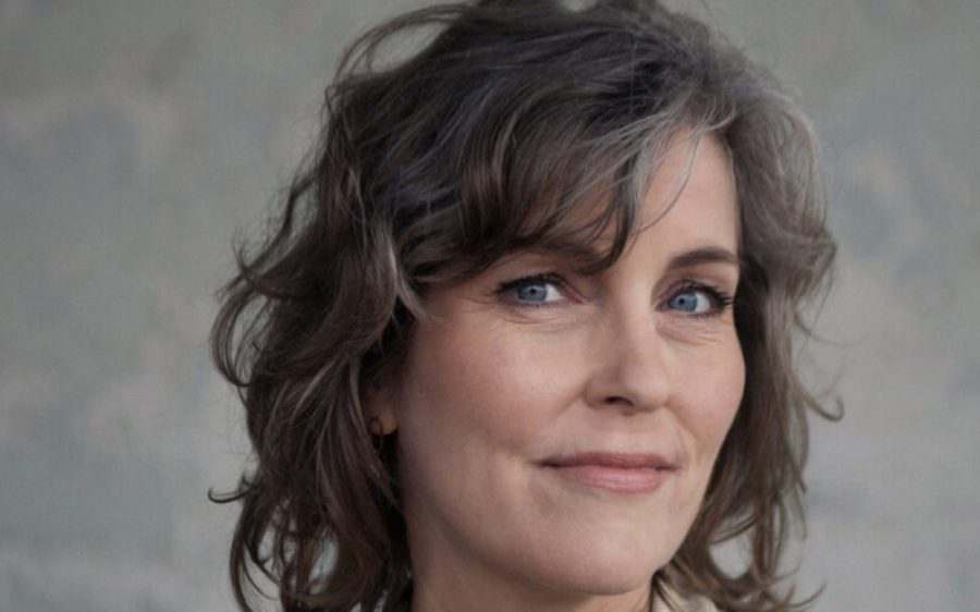 Sacha-Bronwasser-2-aspect-ratio-800-500