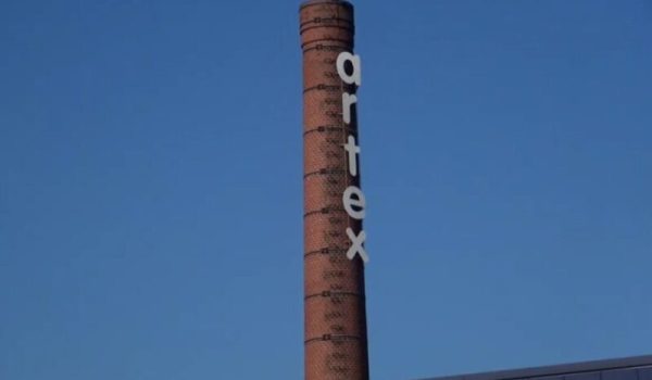 Standaard-browser.00_06_10_18057.Still003-aspect-ratio-800-500-rbuhiwy4b9udiyh6xsvlm9un9d7glujcj77r5ofth0-aspect-ratio-800-500