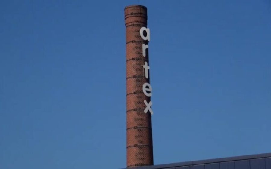 Standaard-browser.00_06_10_18057.Still003-aspect-ratio-800-500-rbuhiwy4b9udiyh6xsvlm9un9d7glujcj77r5ofth0-aspect-ratio-800-500