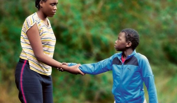 Tori-en-Lokita-1-aspect-ratio-800-500