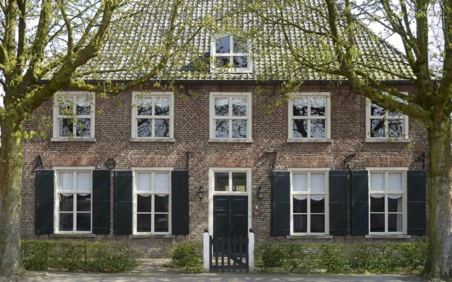 Van-Goghhuis-Pastorieboek-omslag-Lezing-aspect-ratio-800-500