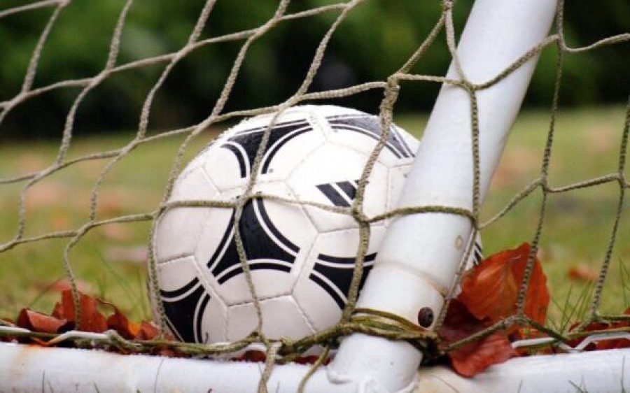 Voetbal-Foto-Pixabay-aspect-ratio-500-500-aspect-ratio-800-500