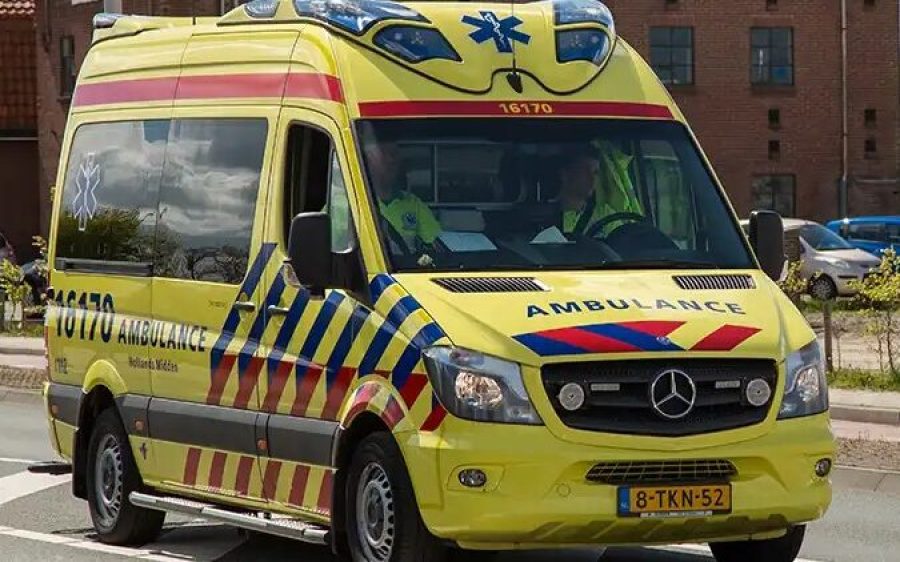 ambulance2.jpg-bew-aspect-ratio-800-500