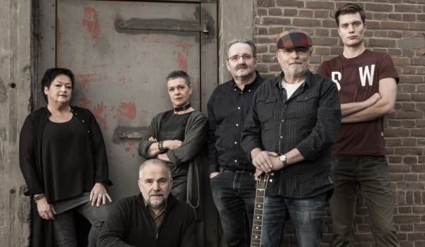 bluezy-aspect-ratio-800-500