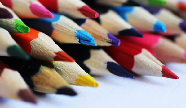 color-pencils-8127500_1920-aspect-ratio-800-500