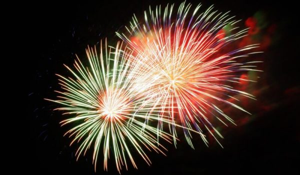 fireworks-227383-aspect-ratio-800-500
