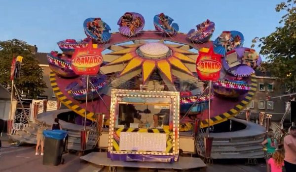 kermis-Beek-en-Donk-aspect-ratio-800-500