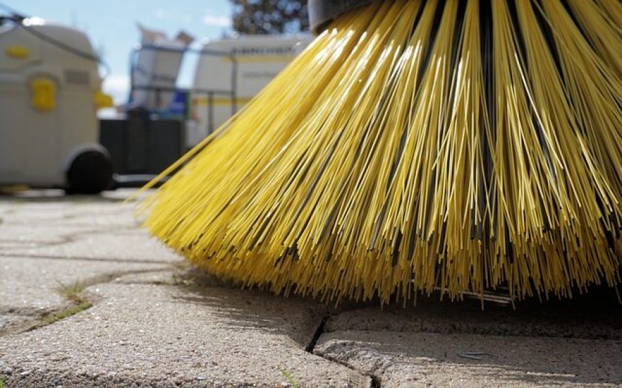 straatveeg-sweeper-1687444_640-aspect-ratio-800-500