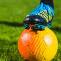 voetbal-met-schoen-freepik-aspect-ratio-300-300