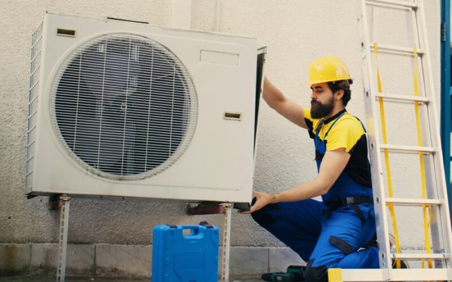 worker-works-air-conditioner-1-scaled-aspect-ratio-800-500